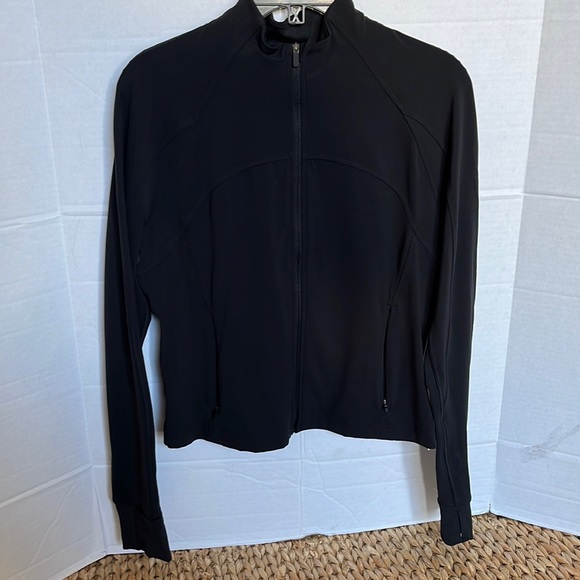 Lululemon Nulu Cropped Define Jacket NWT - Picture 1 of 8